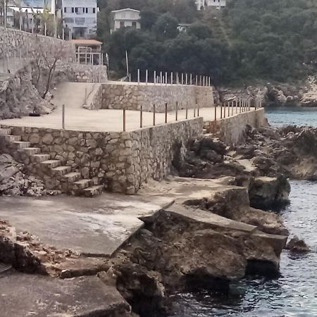 Kapriz Apartments Utjeha Εξωτερικό φωτογραφία