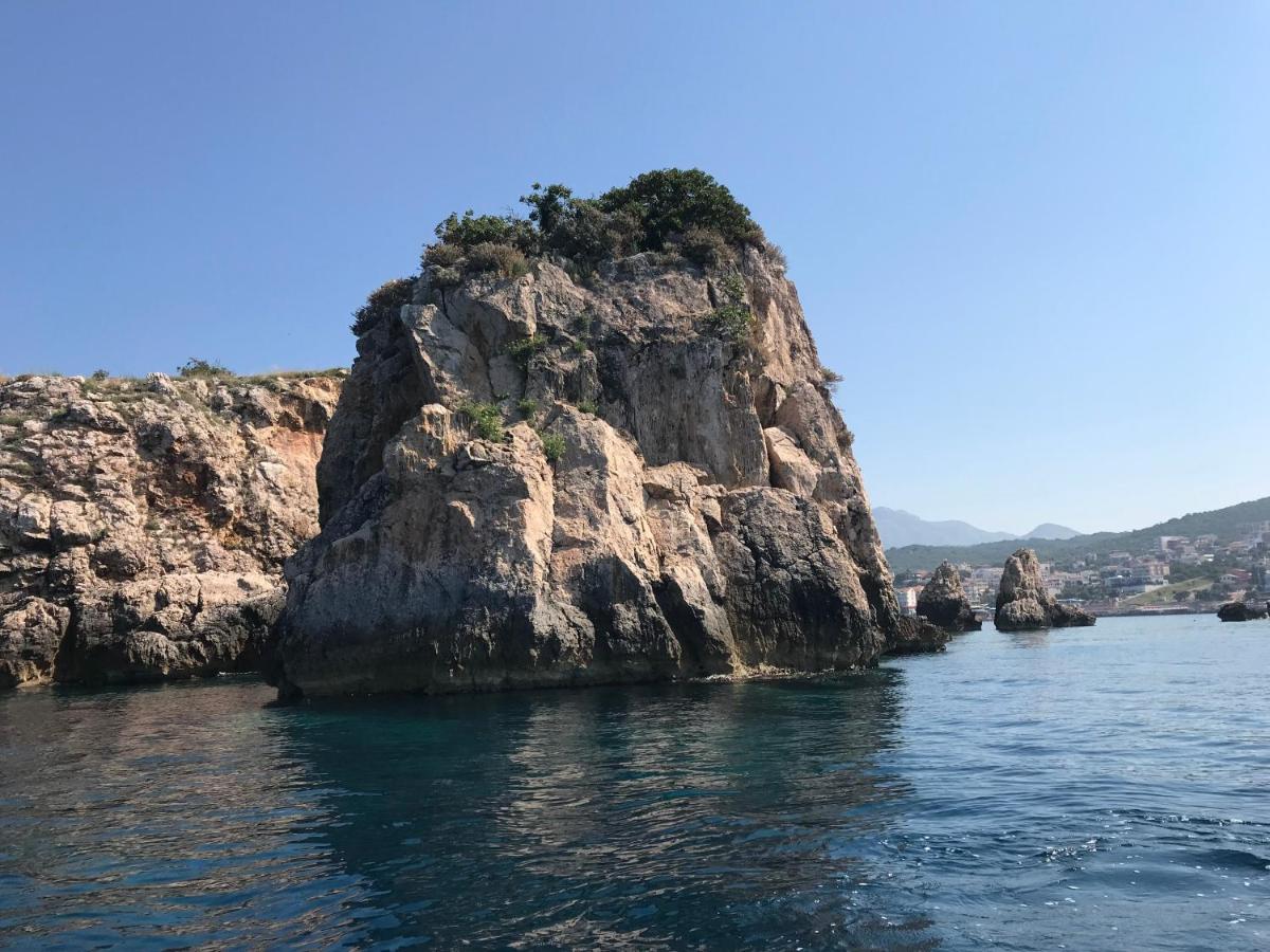 Kapriz Apartments Utjeha Εξωτερικό φωτογραφία