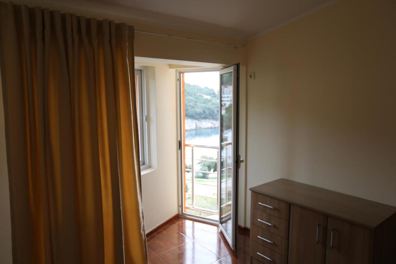 Kapriz Apartments Utjeha Εξωτερικό φωτογραφία
