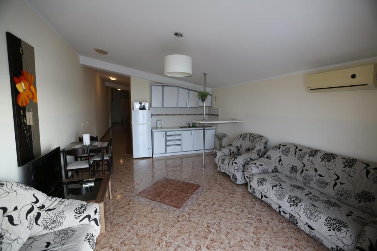 Kapriz Apartments Utjeha Εξωτερικό φωτογραφία