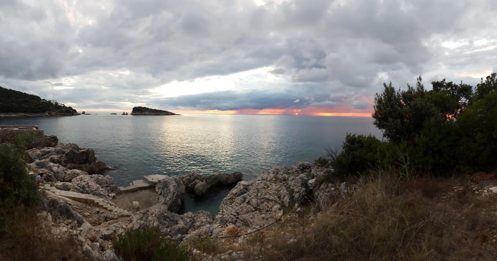 Kapriz Apartments Utjeha Εξωτερικό φωτογραφία