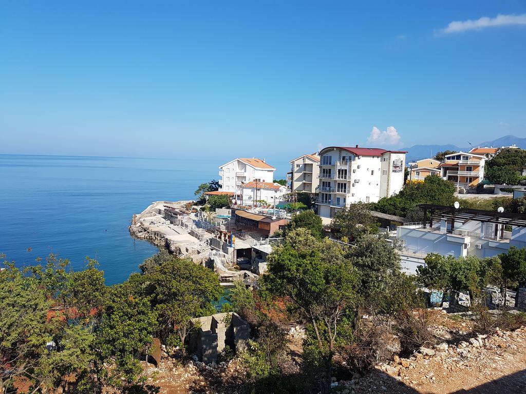 Kapriz Apartments Utjeha Εξωτερικό φωτογραφία