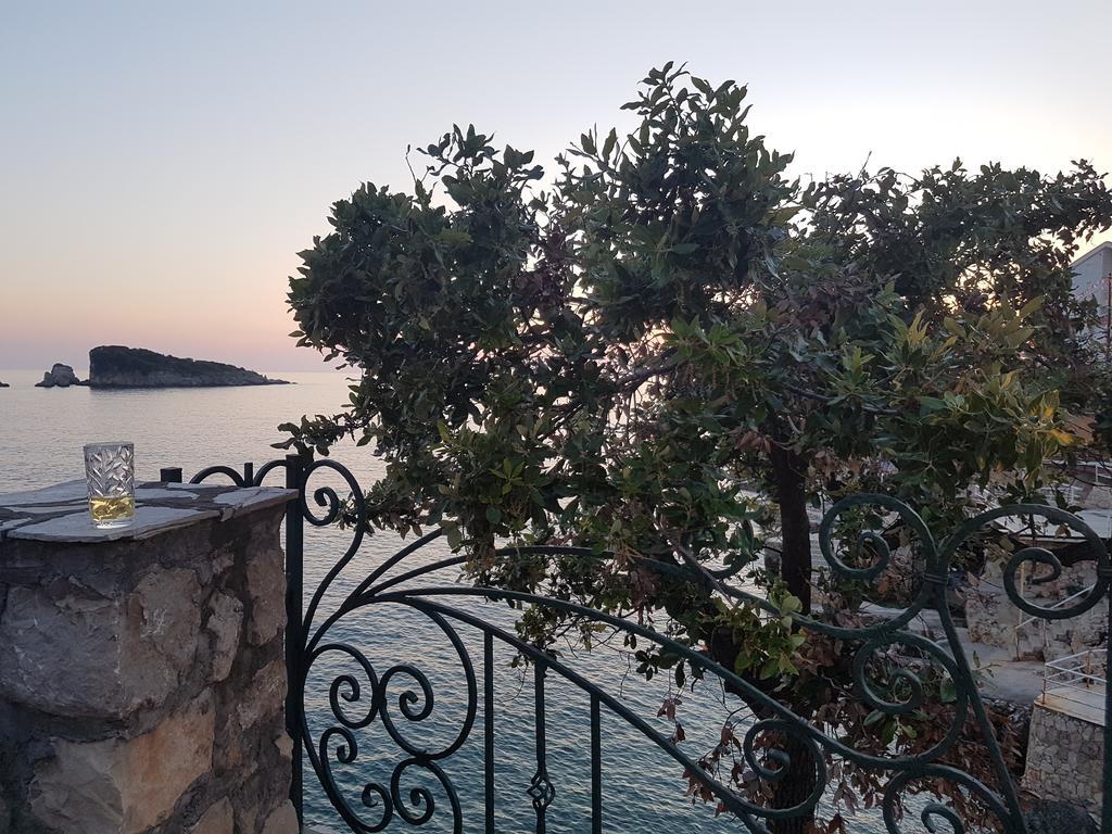 Kapriz Apartments Utjeha Εξωτερικό φωτογραφία